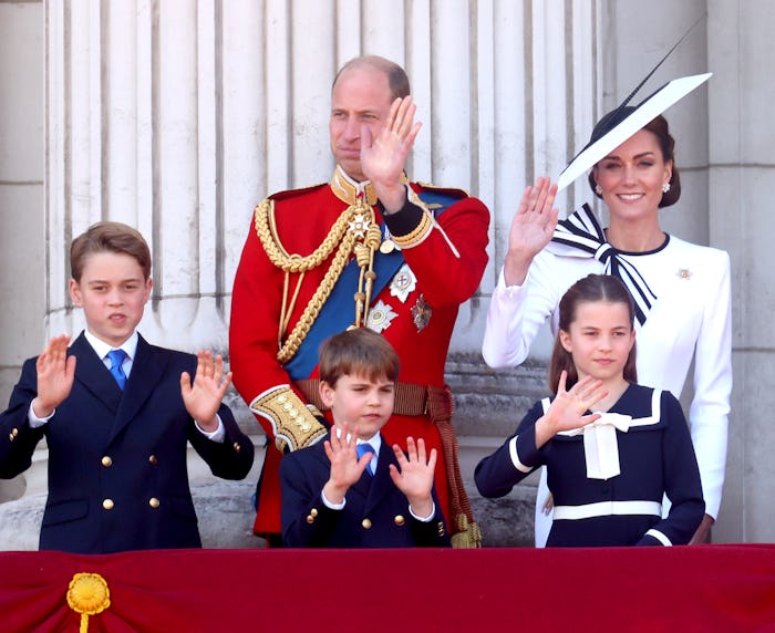 LONDON, ENGLAND - JUNE 15: (L-R) Prince George of Wales, Prince William, Prince of Wales, Prince Lou...