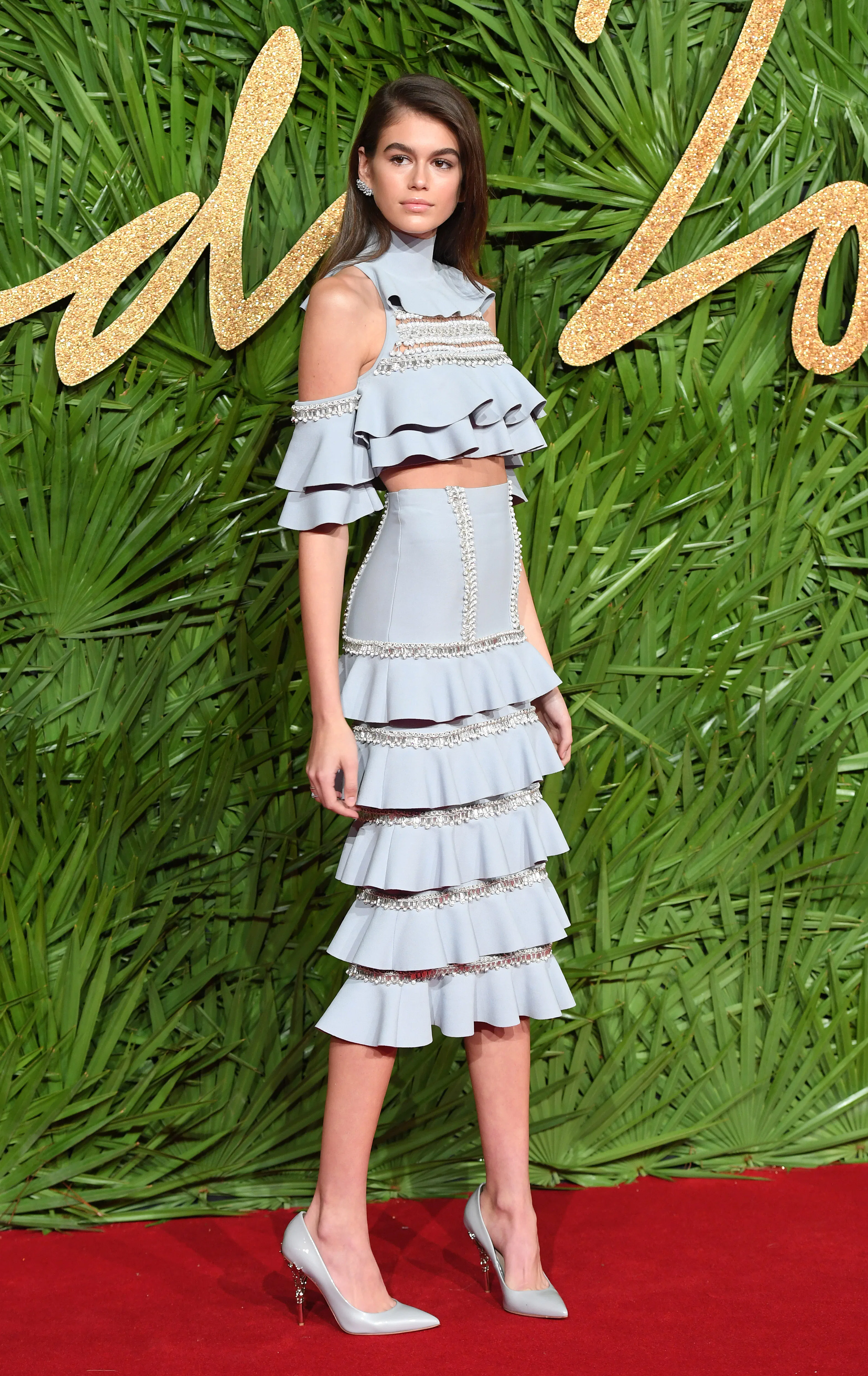 kaia gerber green dress Kaia Gerber wore custom Gucci Gown at LACMA Gala 2024