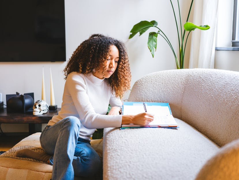 This woman is figuring out some hard “gotcha” riddles.