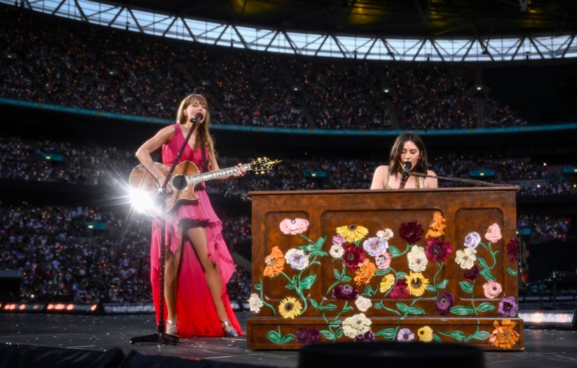 Taylor Swift and Gracie Abrams perform on stage 