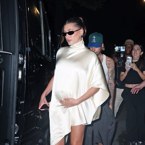 NEW YORK, NY - JUNE 23: Hailey Bieber seen leaving dinner at on June 23, 2024 in New York, New York….