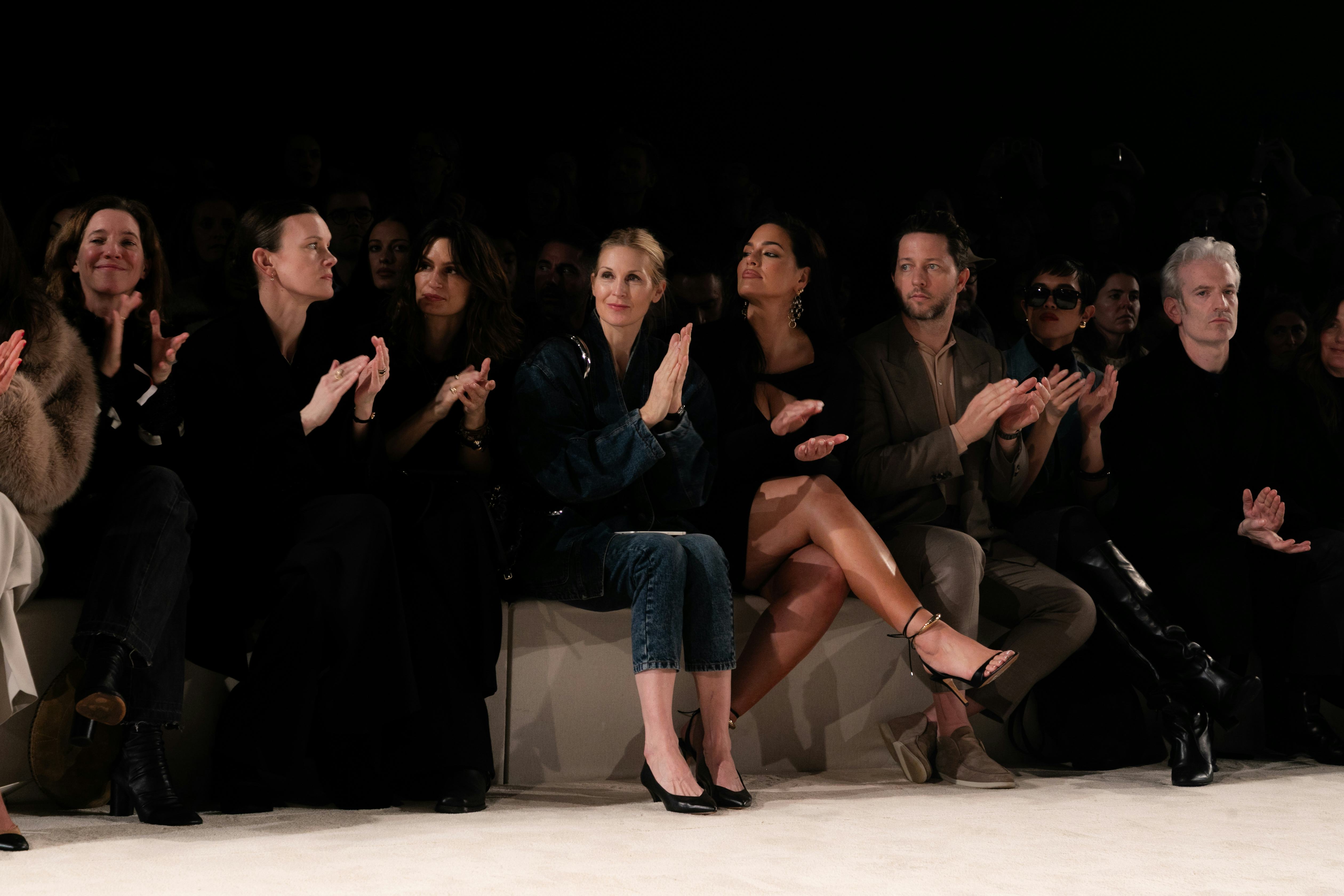 Kelly Rutherford&rsquo;s outfits have made her a fashion darling.