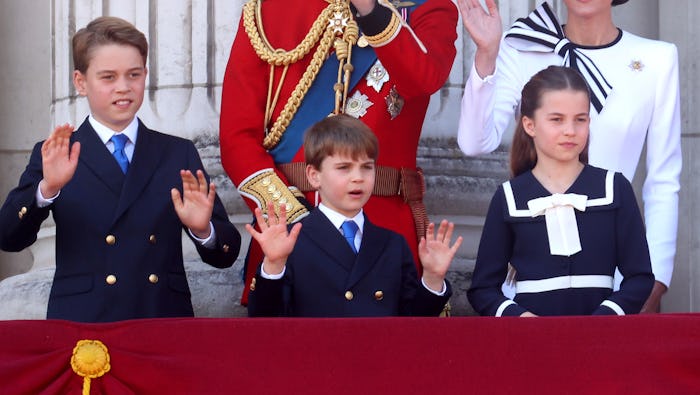 LONDON, ENGLAND - JUNE 15: Prince George of Wales, Prince Louis of Wales and Princess Charlotte of W...