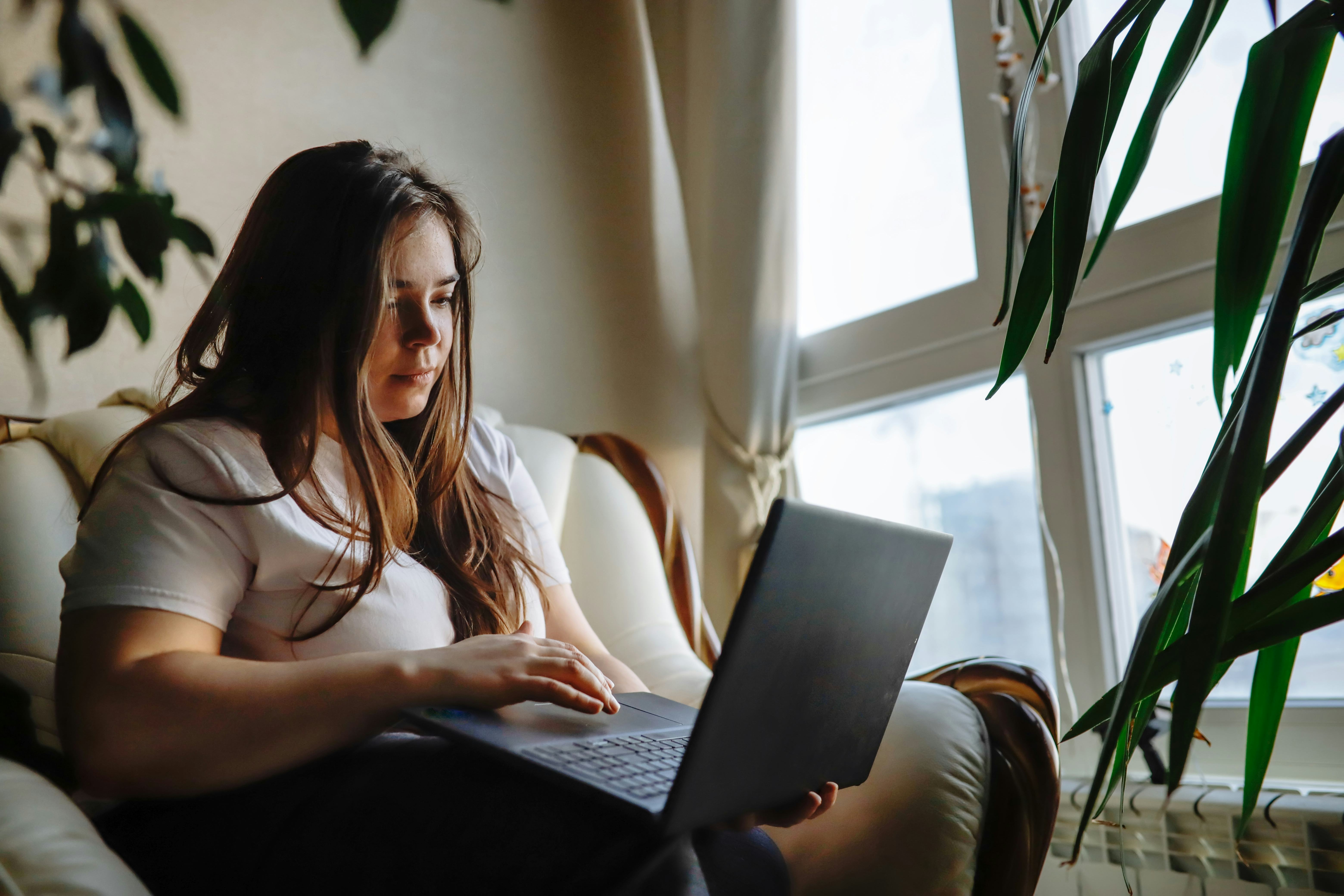 Pisces is too shy to quit a job so they&rsquo;ll just scale back their effort instead.