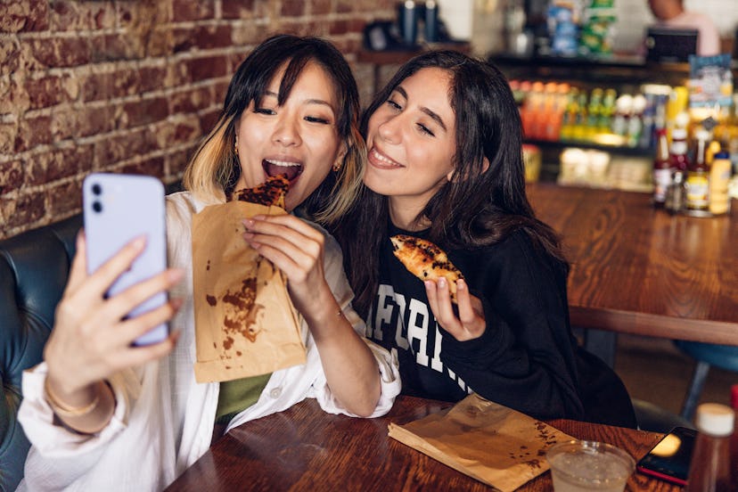 These are the best short Instagram captions for brunch.