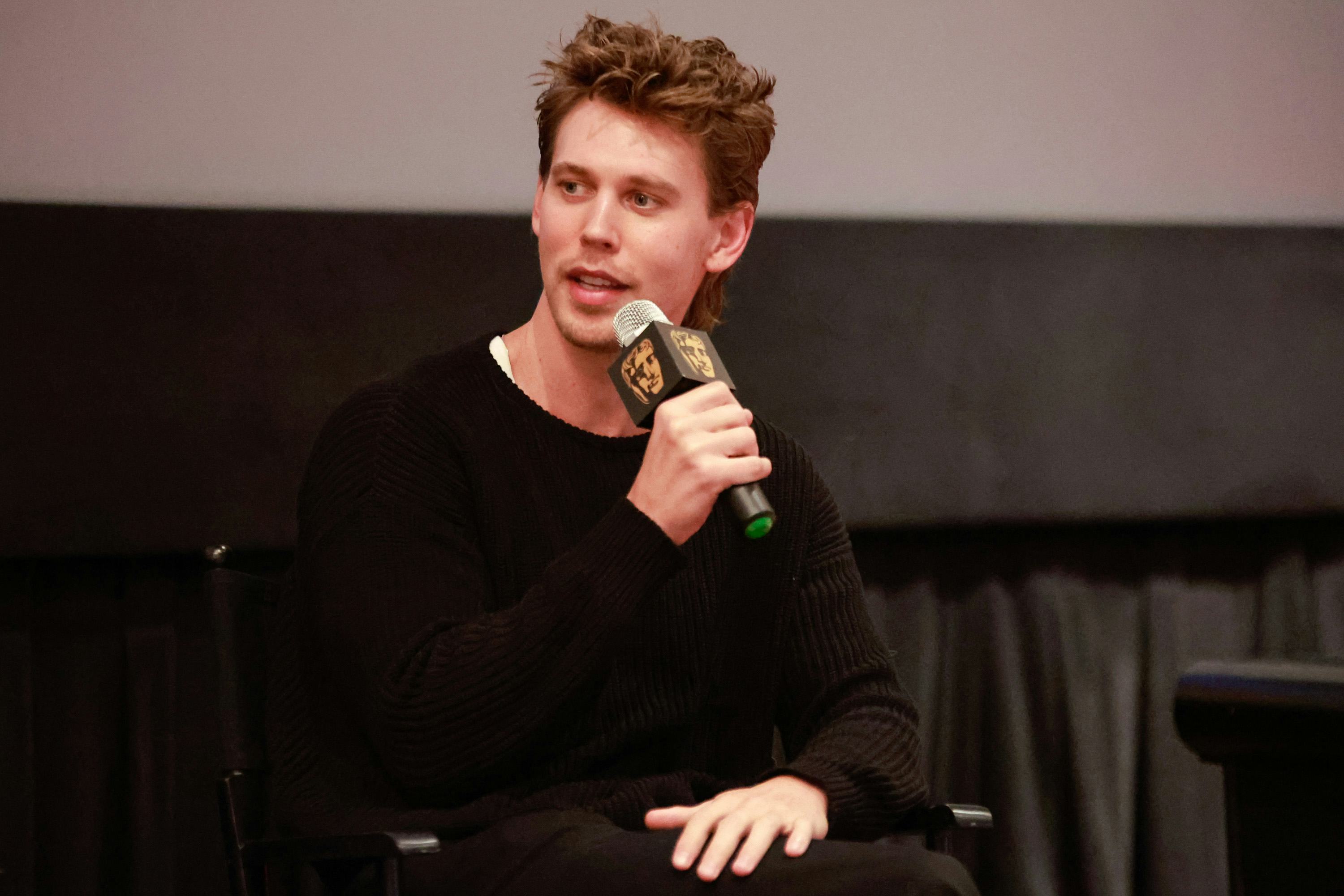 Austin Butler speaks at a Q&amp;A