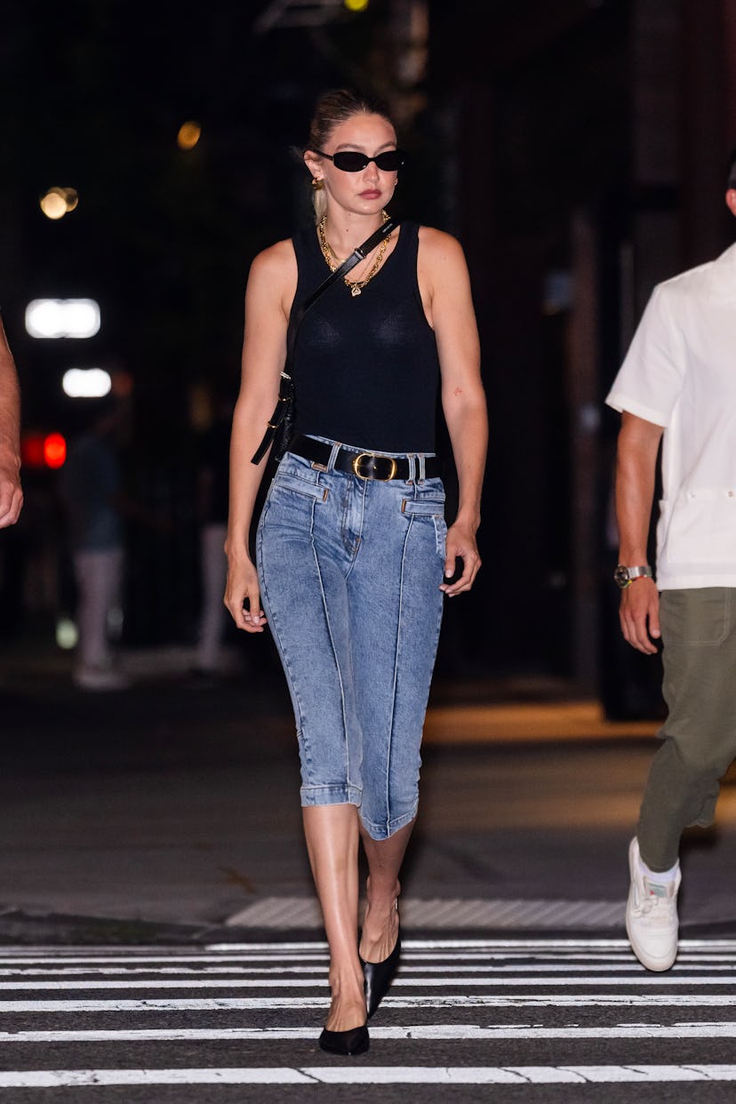 Gigi Hadid in capri pants.