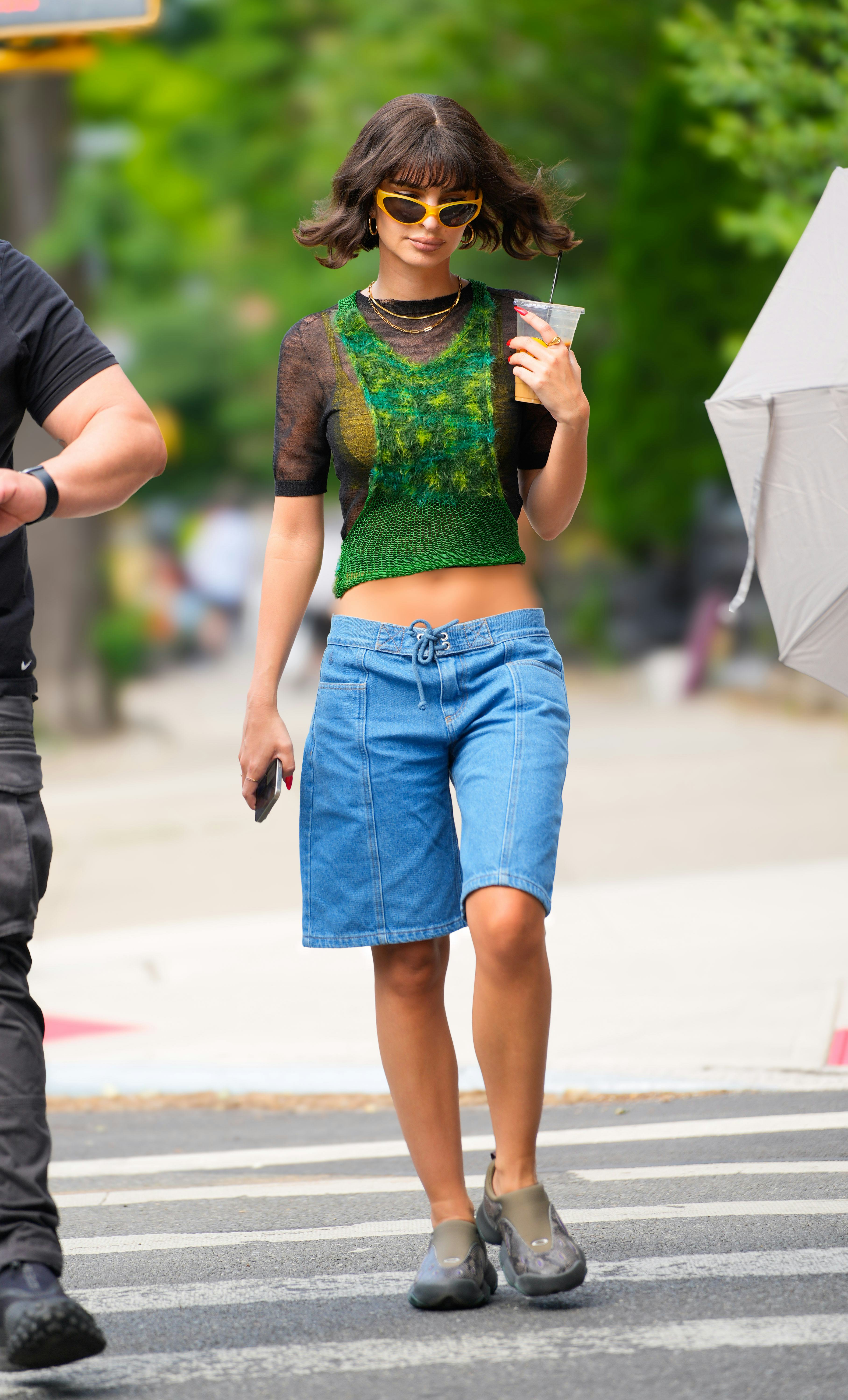 Emily Ratajkowski on location for the first day of fliming of &lsquo;Too Much&rsquo; in New York City.