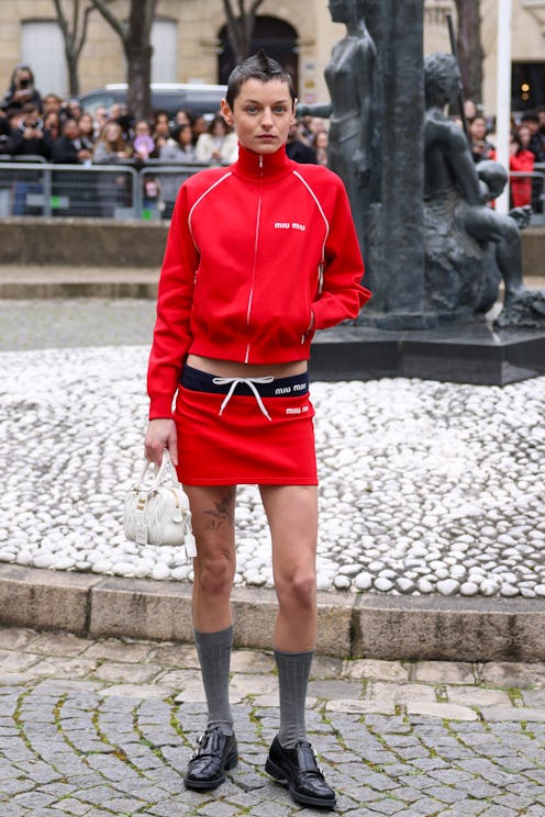 PARIS, FRANCE - MARCH 05: Emma Corrin attends the Miu Miu Womenswear Fall/Winter 2024-2025 show as p...