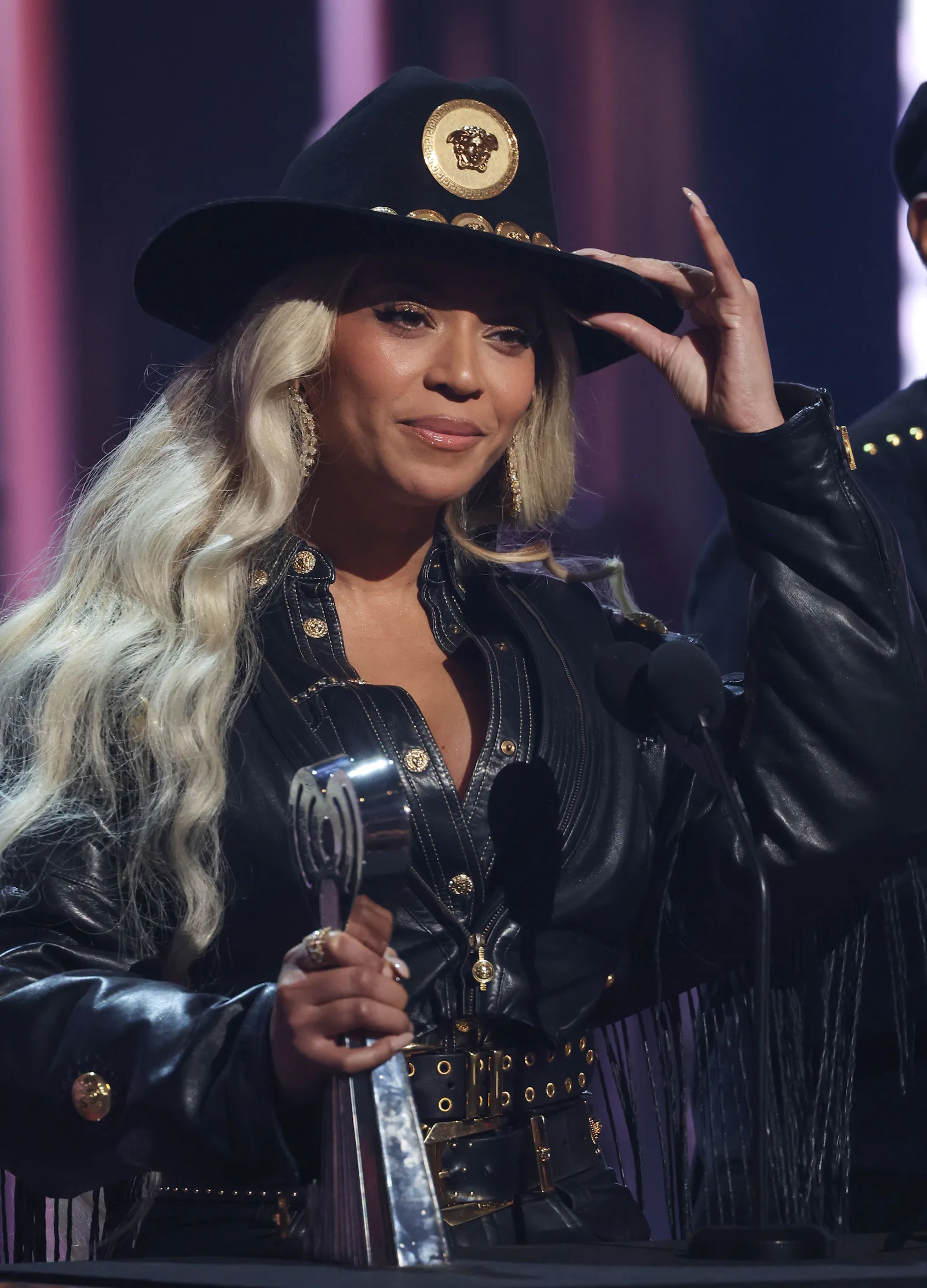Beyoncé Wore Micro Denim Shorts In Such An Unexpectedly Cool Way