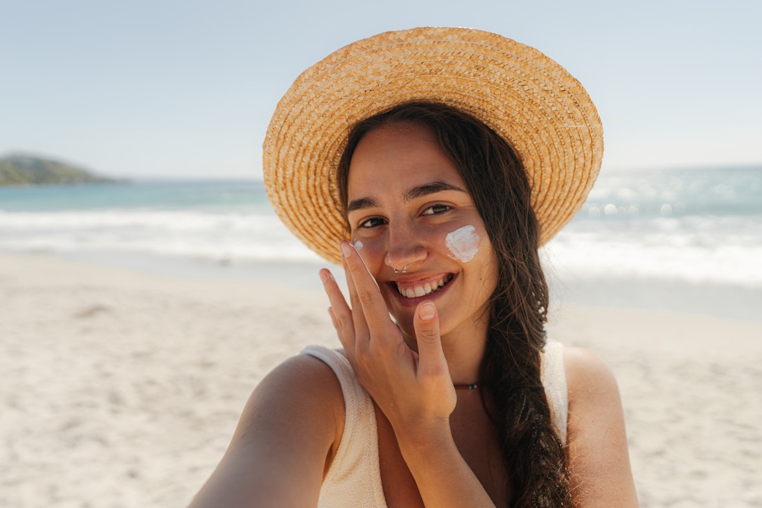 3 Shocking Facts About Sunscreen That The Experts Want You To Know