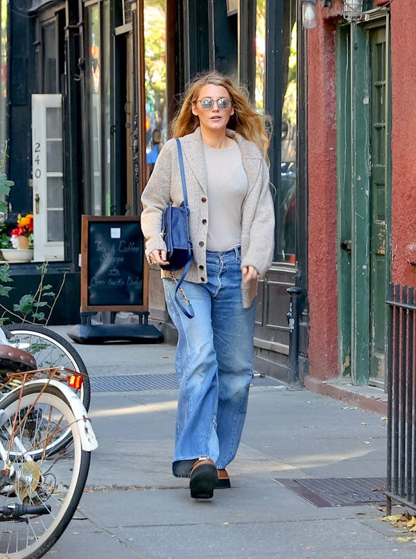 Blake Lively mixes Y2K denim with neutral tones.