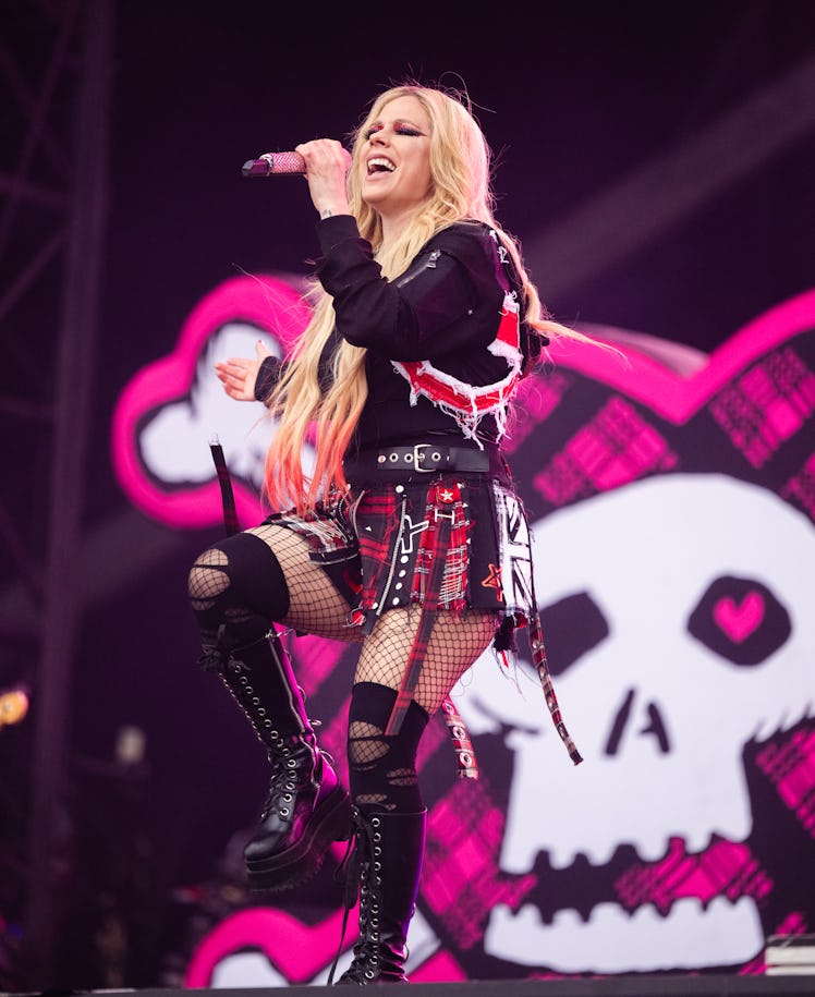 GLASTONBURY, ENGLAND - JUNE 30: Avril Lavigne performs on the Other stage during day five of Glaston...