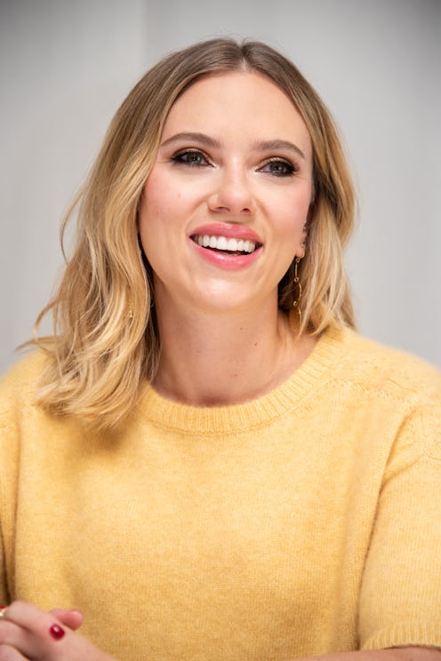 Scarlett Johansson short hair