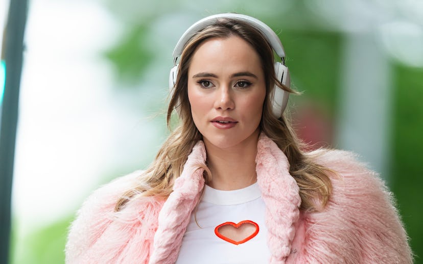 NEW YORK, NEW YORK - MAY 13: Suki Waterhouse is seen filming for Sonos in Tribeca on May 13, 2024 in...