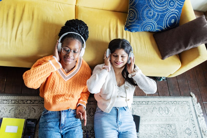 Listen to nostalgic music during the new moon.