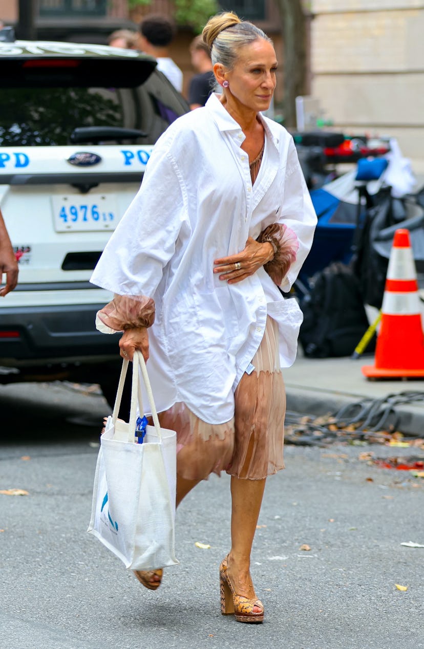 Sarah Jessica Parker as Carrie Bradshaw while filming 'And Just Like That' Season 3.