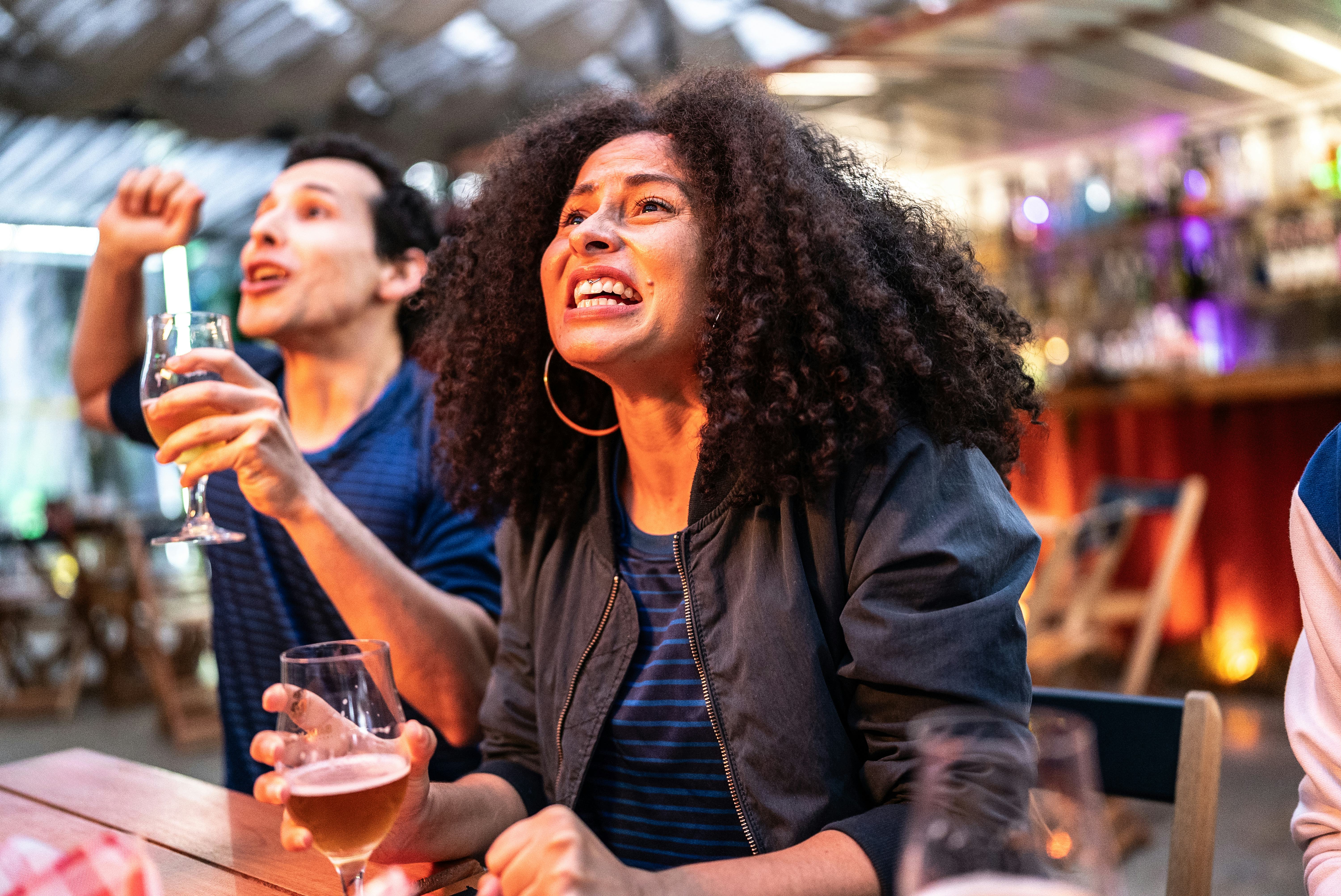 Cheap date ideas include trivia night