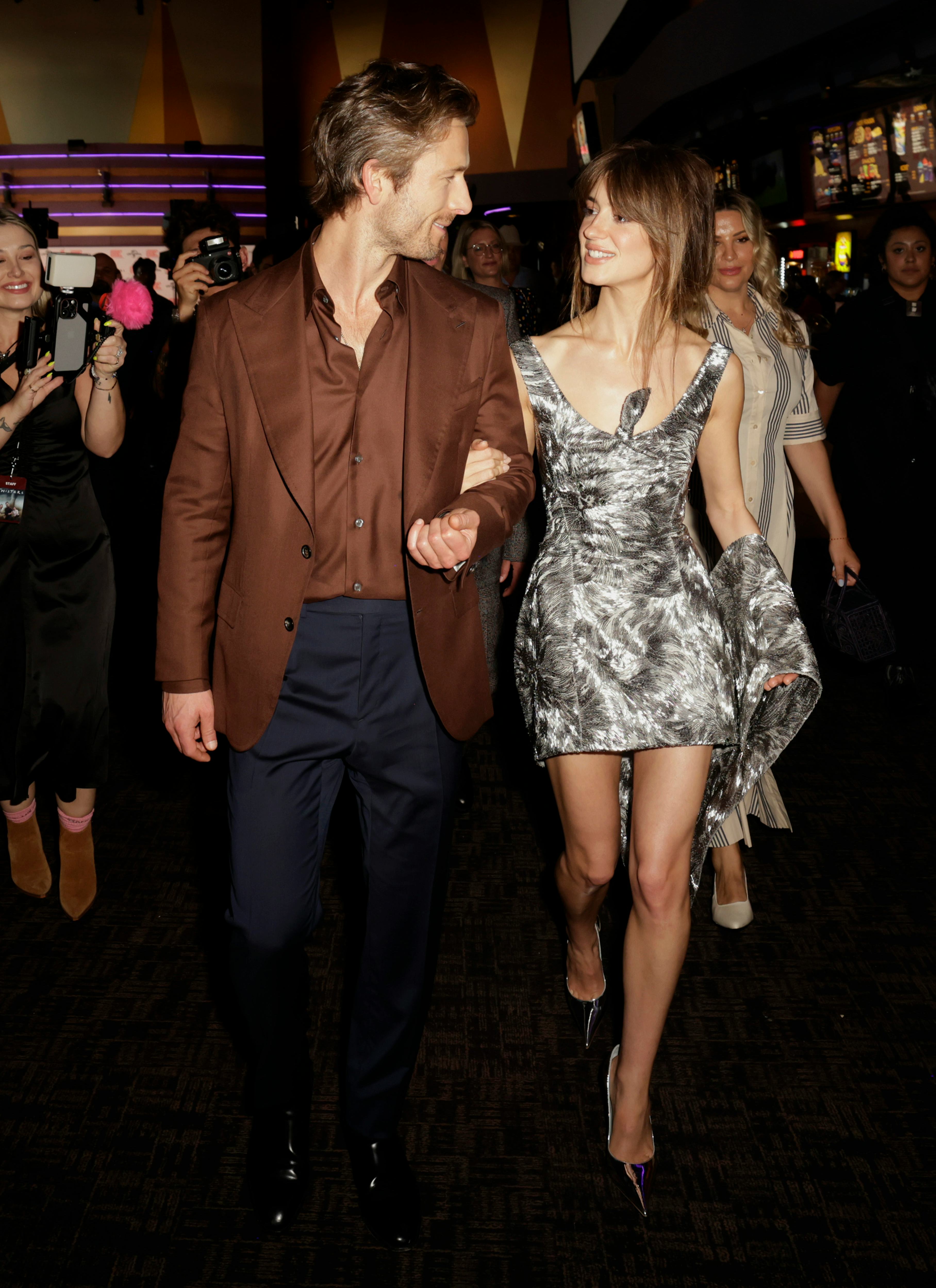 Who should Glen Powell date? His co-stars zodiac sign is mutable