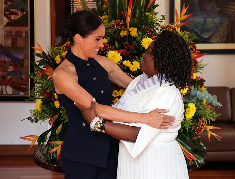 Meghan, Duchess of Sussex (L) is welcomed to Colombia by Vice President Francia Márquez at her offic...