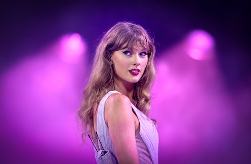 A Taylor Swift 'Reputation (TV)' Clue Popped Up At London Eras Tour Show