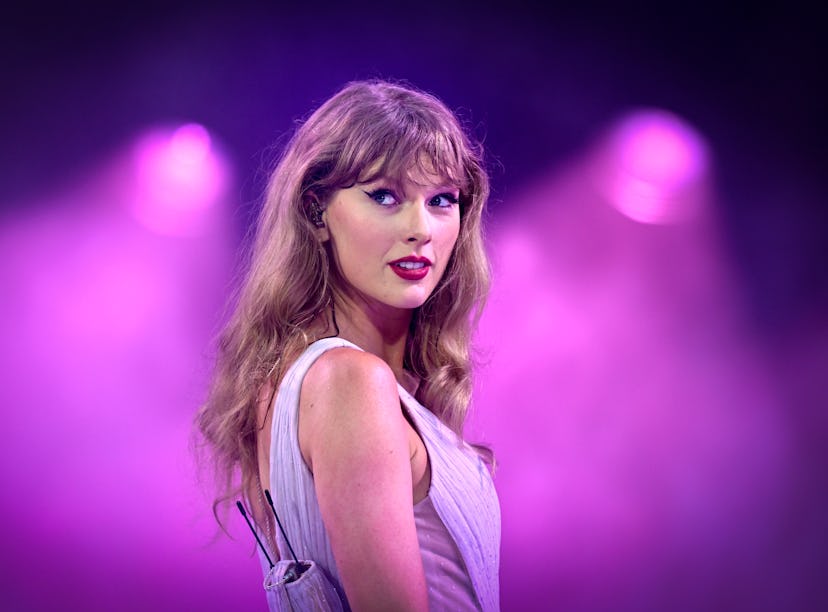 Taylor Swift's new version of "thanK you aimEe" takes aim at Kanye West.