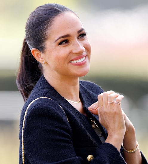 Meghan Markle slicked ponytail