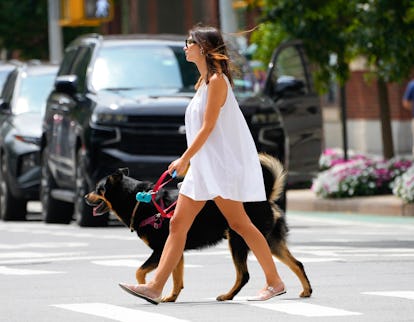 Emily Ratajkowski's Toes Were On Display In Naked Ballet Flats