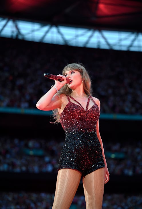 During her Aug. 20 Eras Tour show in London, Taylor Swift made history yet again.