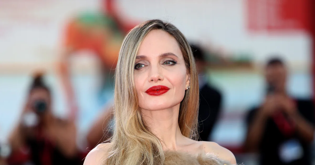 Angelina Jolie's 'Maria' Premiere Dress Is Pure Opera Diva Glamour
