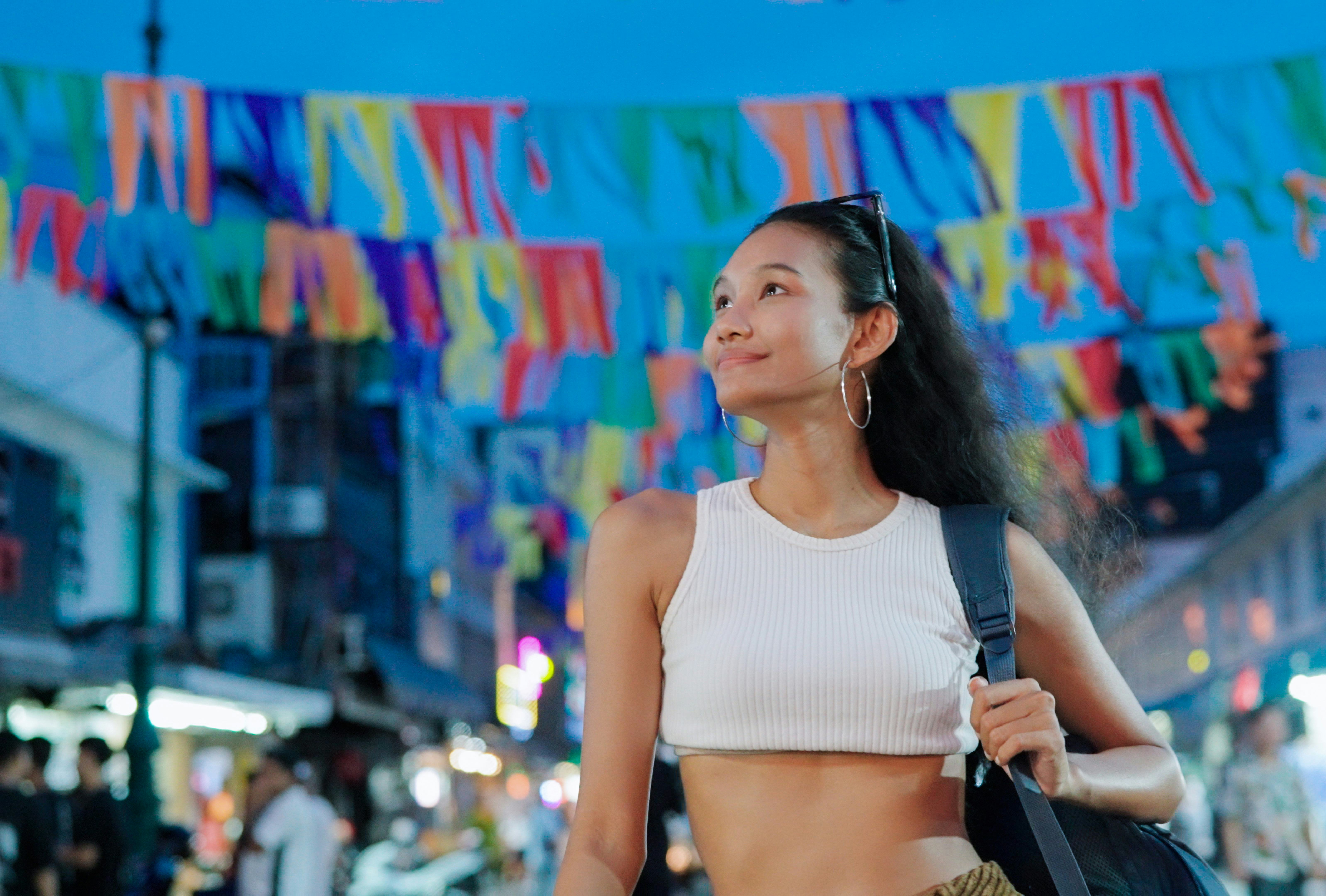 Aquarians have natural brat girl energy.