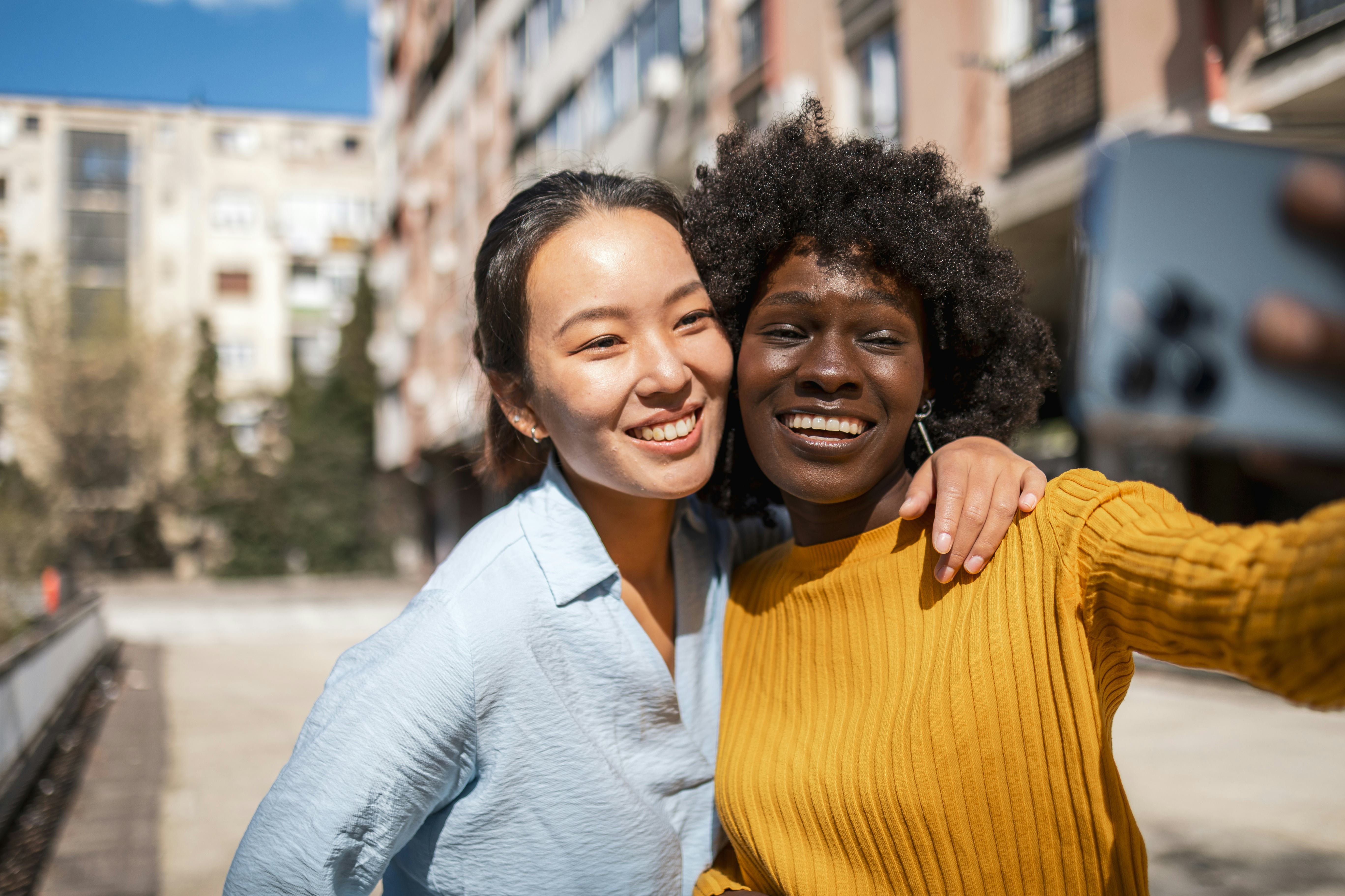 These two zodiac signs have a sustainable friendship.