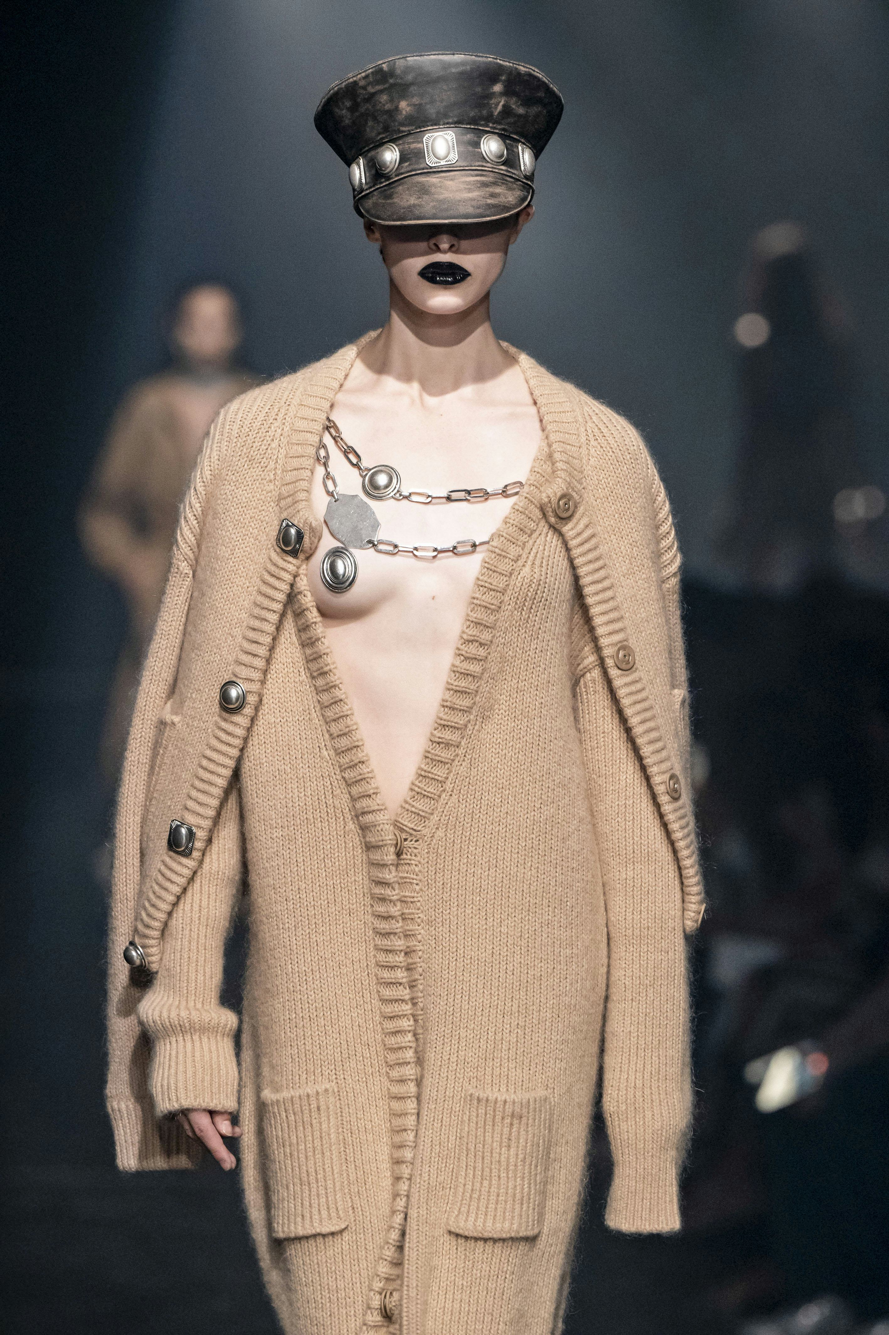 A model walks the runway during the Area Ready to Wear Spring/Summer 2025 fashion show as part of th&hellip;