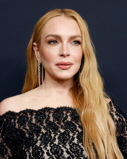 Lindsay Lohan's Slip Dress At New York Fashion Week Was So '90s