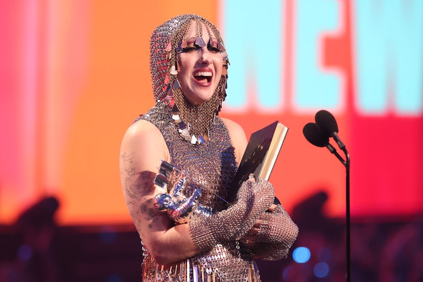 Chappell Roan had a heated exchanged on the VMAs red carpet before the 2024 MTV Video Music Awards.