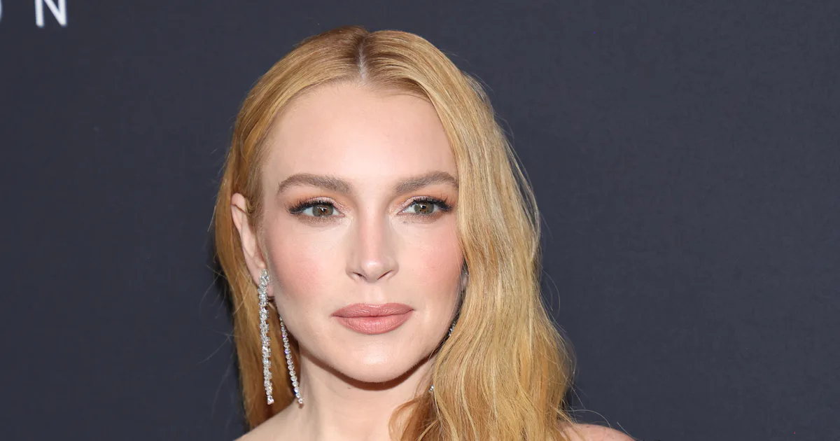 Lindsay Lohan’s American Manicure Is A Softer Take On A Classic Style Lindsay Lohan’s American Manicure Is A Softer Take On A Classic Style