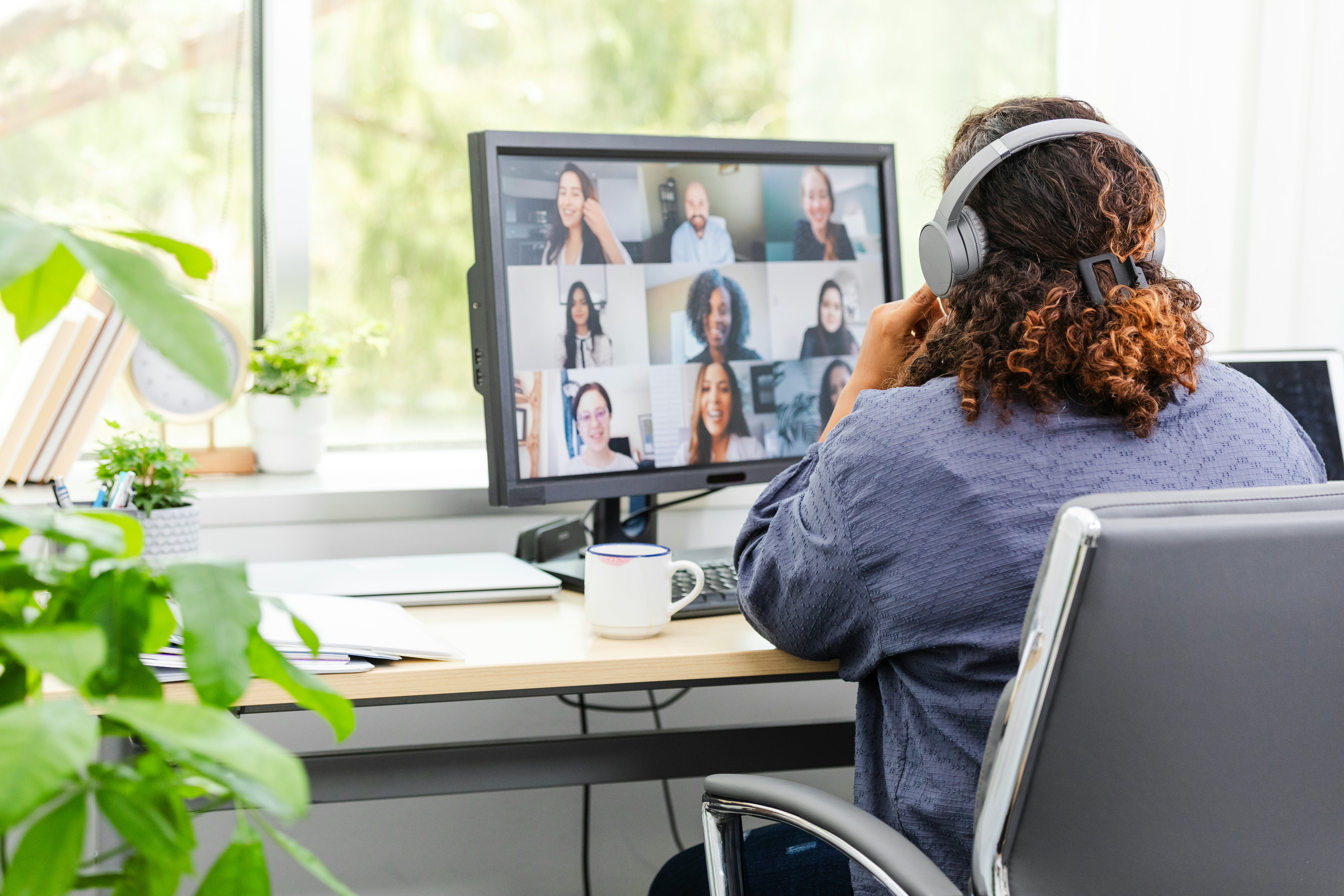 This Science-Backed Zoom Trick Could Make Meetings Way Less Tiring