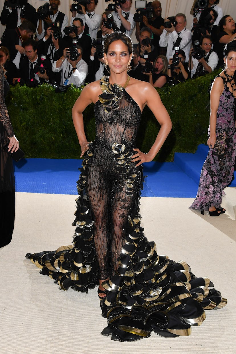 Halle Berry attends the 'Rei Kawakubo/Comme des Garcons: Art Of The In-Between' Met Gala