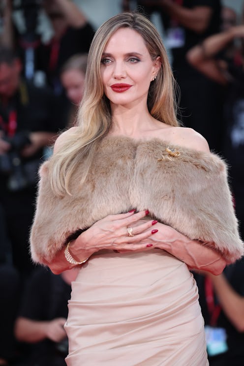 Angelina Jolie blonde hair