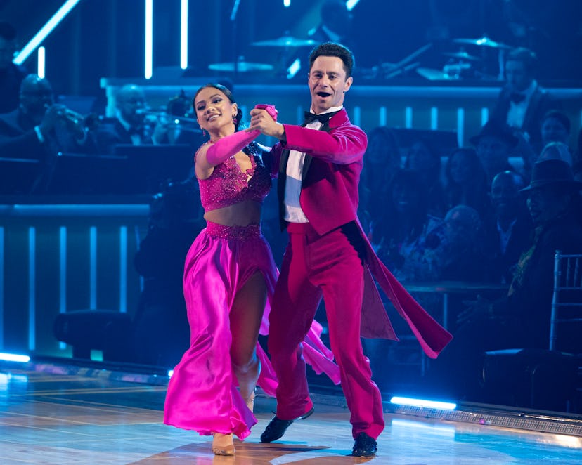 ‘The Bachelorette’ star Jenn Tran had a ‘Dancing with the Stars’ mishap with her ‘DWTS’ partner Sash…