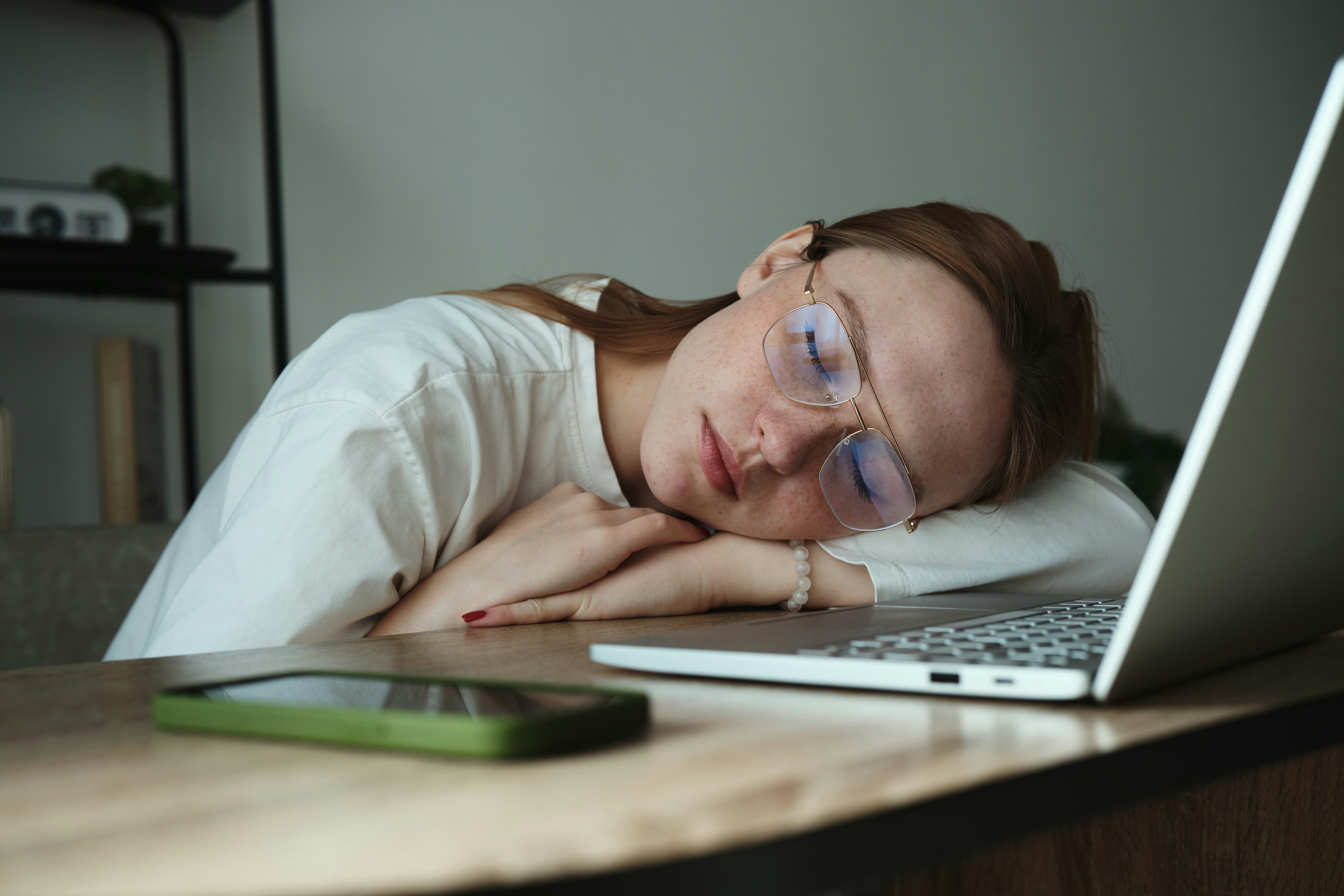 Very short creativity naps can boost your brain power.