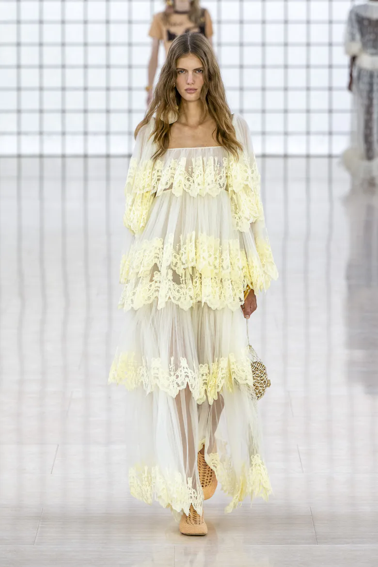 The Best Looks of Paris Fashion Week Spring 2025