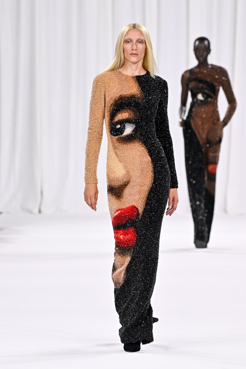 A model walks the runway during the Balmain Womenswear Spring-Summer 2025 show as part of Paris Fash…