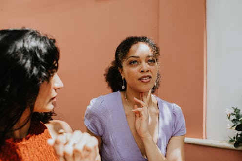 These three zodiac signs are the therapists of their friend group.