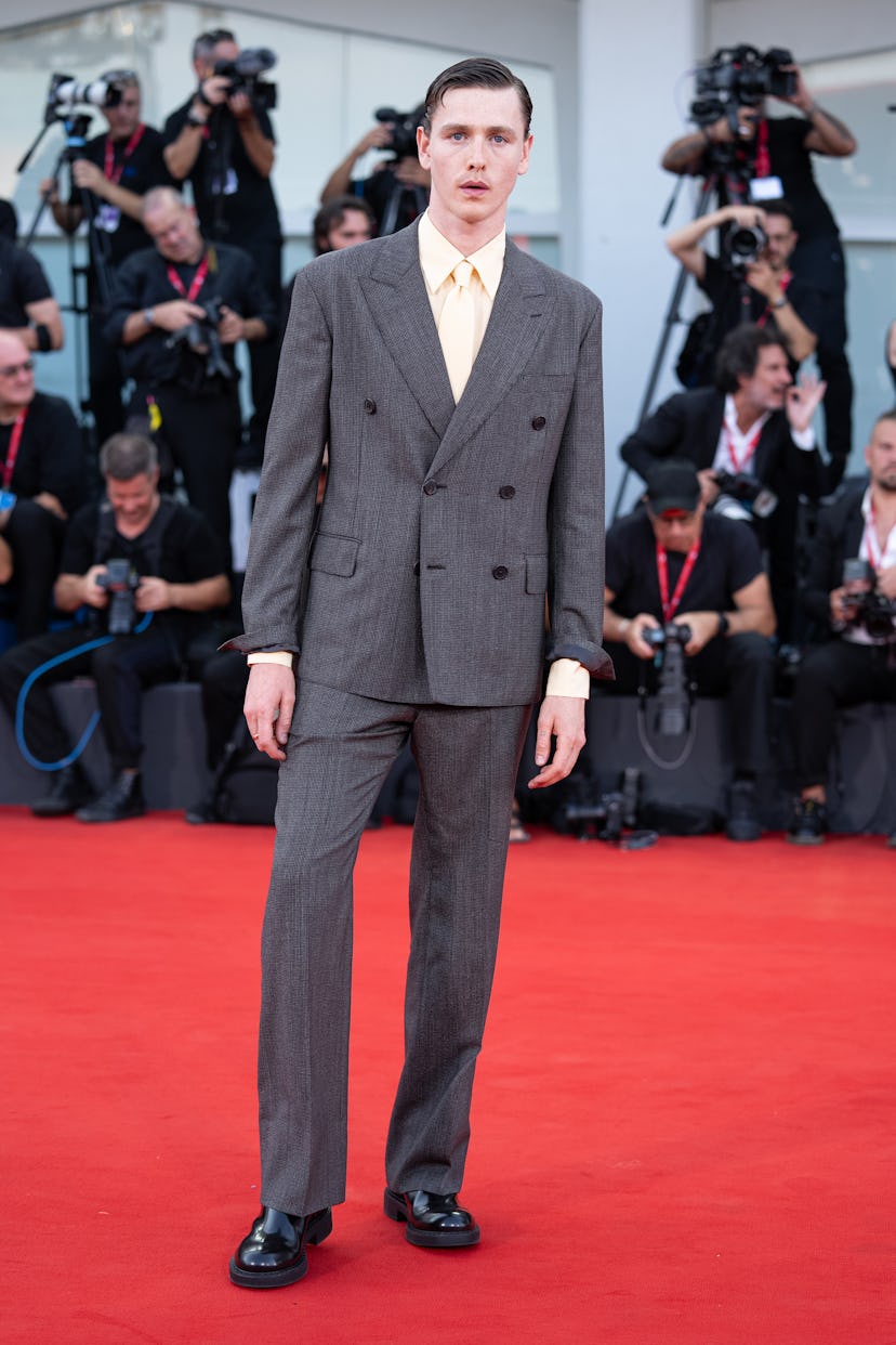 VENICE, ITALY - AUGUST 30: Harris Dickinson attends the red carpet for "Babygirl" during the 81st Ve...