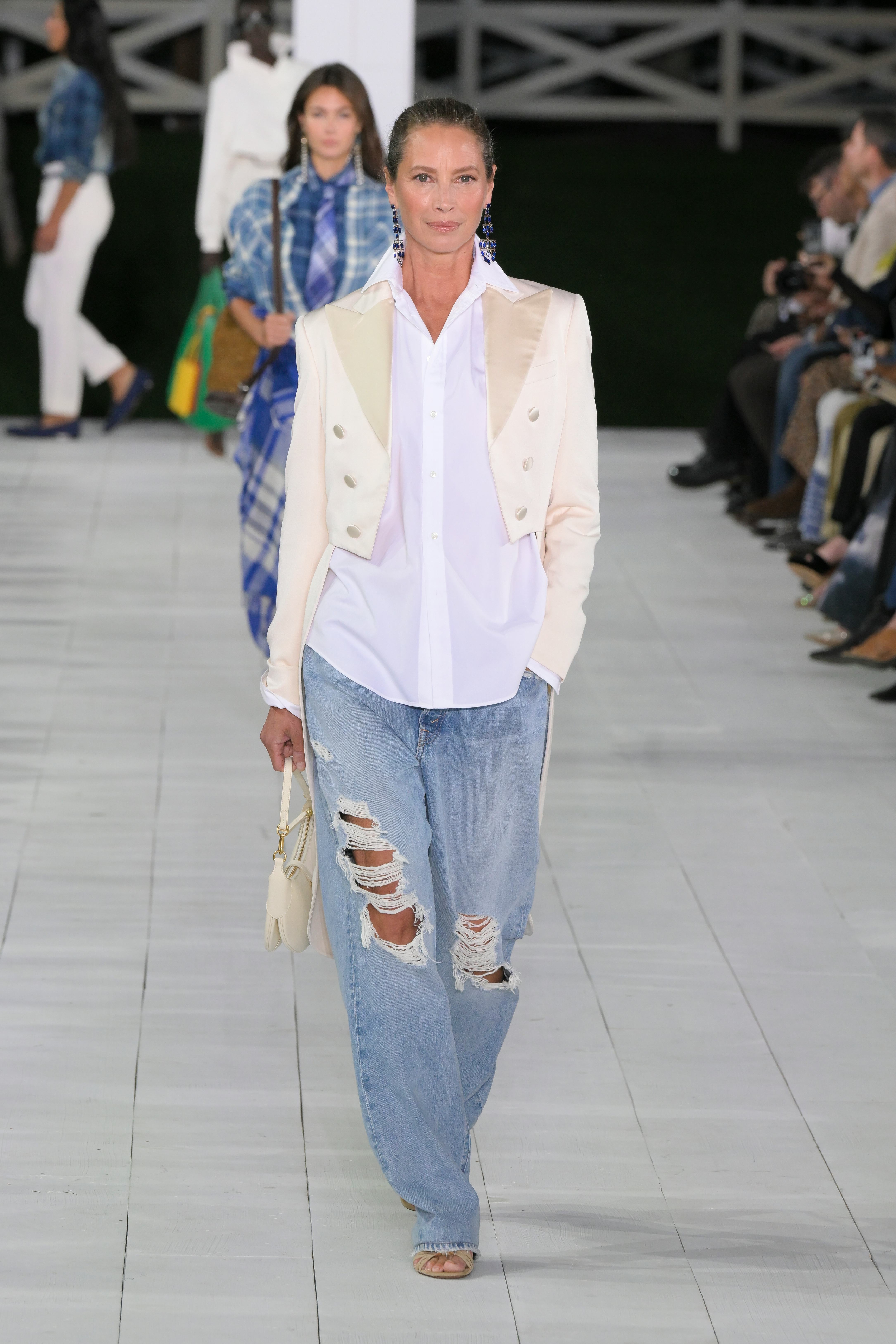 Ralph Lauren's Spring/Summer 2025 Show Married Seaside Style With ...