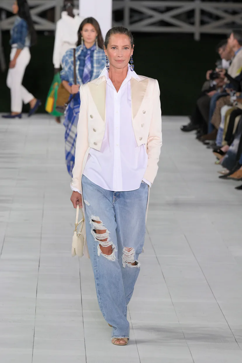 Ralph Lauren's Spring/Summer 2025 Show Married Seaside Style With ...