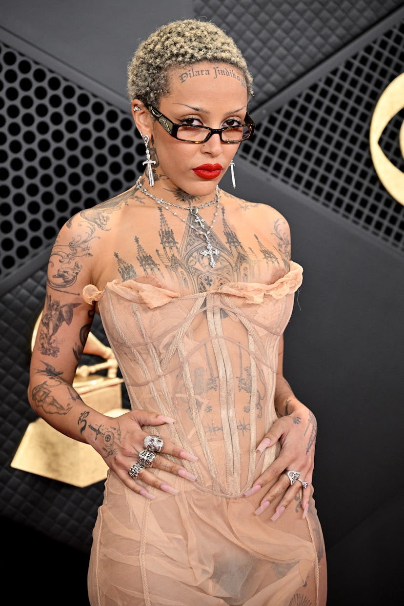 Free-the-nipple Grammys looks.