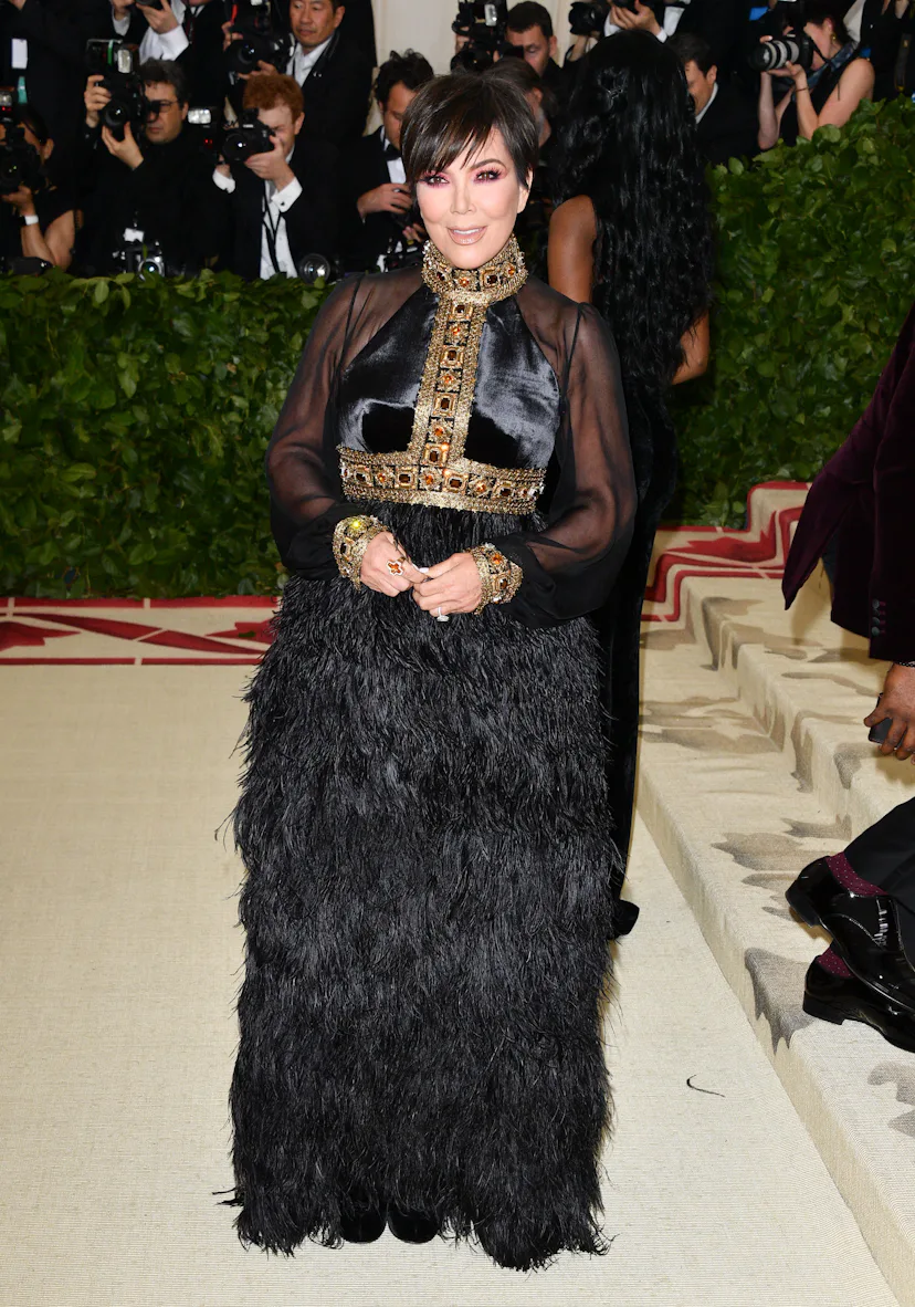 kris jenner black and gold dress See the Kardashian-Jenners' Christmas 2023 outfits