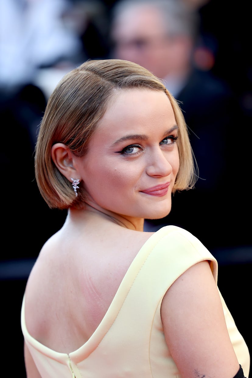 HQ female celebrities blonde hair These Celebrity Side Part Hairstyles Prove The Look Is Still On-Trend